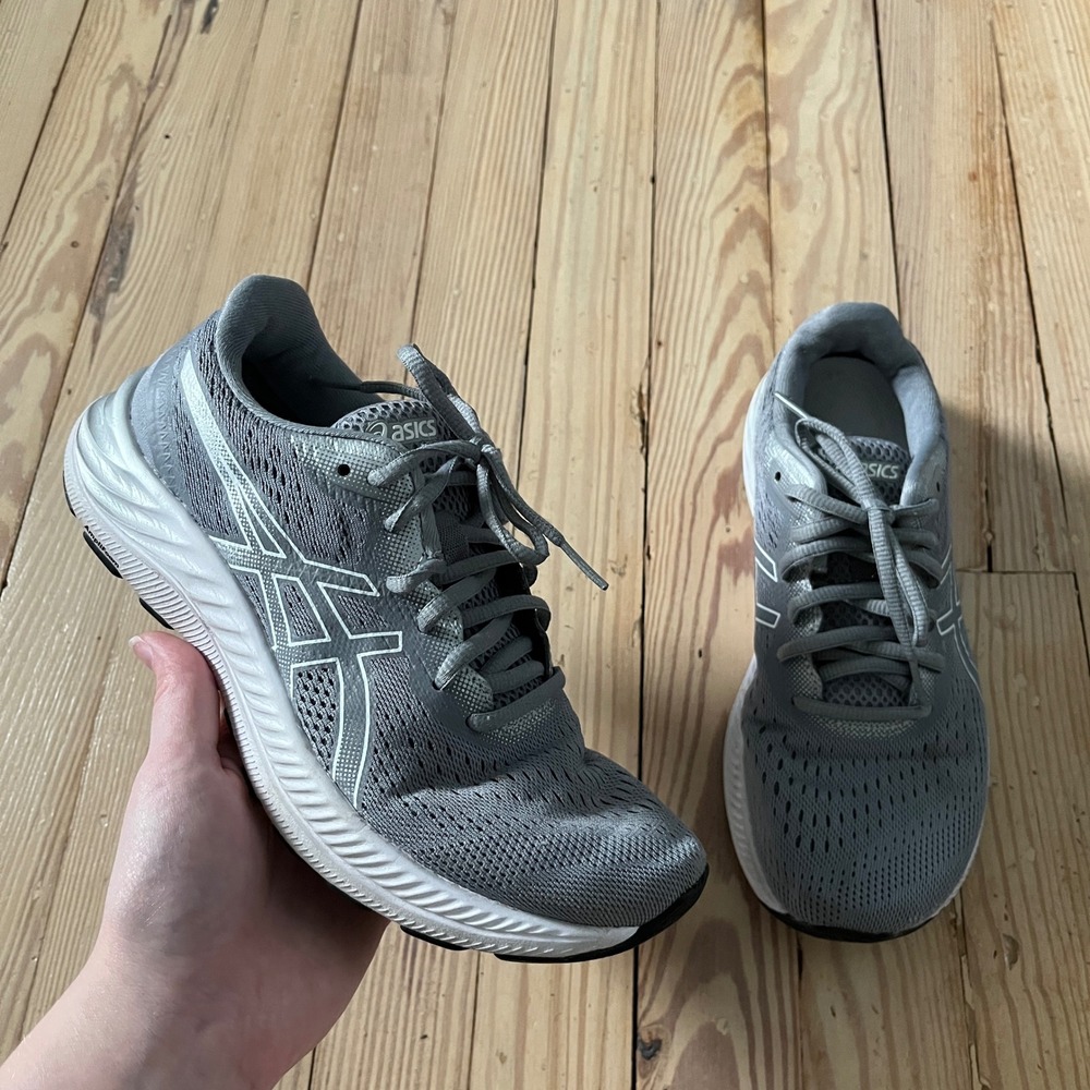 ASICS Gel-Excite 8 Running Shoes Womens 7 Grey White Mesh Sneakers 1012A916
